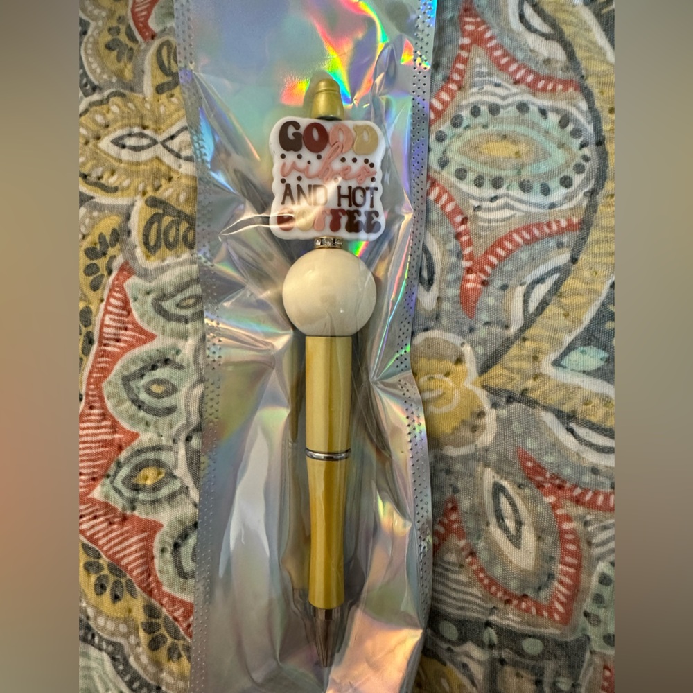 Customize pen done by my 13 year old for her school field trip this year to Wash